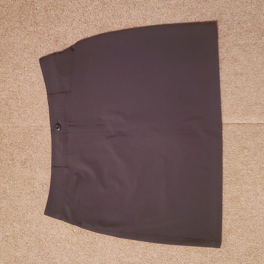 Eddie Bauer Women's Gray Adventurer 2.0 Skort